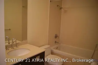 33 Charles Street E 1304, Toronto C08, ON M4Y 0A2
