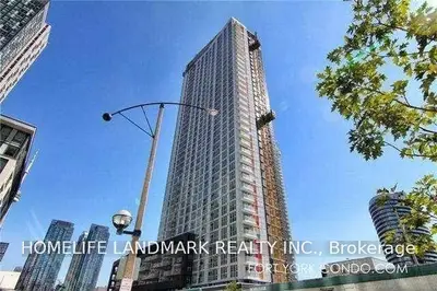 85 Queens Wharf Road 4511, Toronto C01, ON M5V 0J9