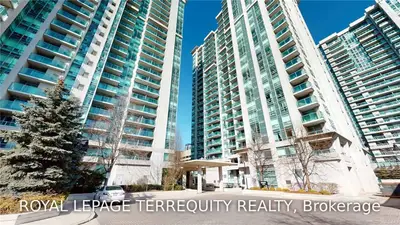 31 Bales Avenue 2215, Toronto C14, On M2n 7l6