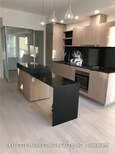 12 Bonnycastle Street 402, Toronto C08, ON M5A 0C8