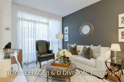 50 Bruyeres Mews 632, Toronto C01, ON M5V 0H8