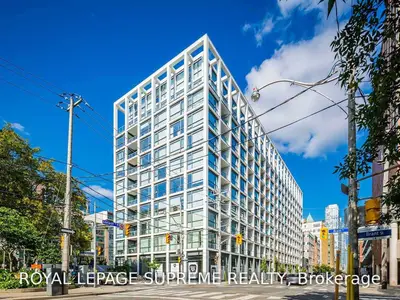 39 Brant Street 816, Toronto C01, ON M5V 2L9
