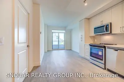 591 Sheppard Avenue E 916, Toronto C15, ON M2K 1B4