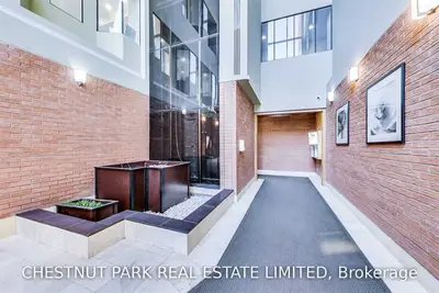 1246 Yonge Street 209, Toronto C02, ON M4T 1W5