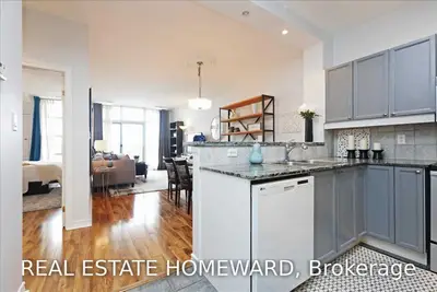 1 Leaside Park Drive 523, Toronto C11, ON M4H 1R1