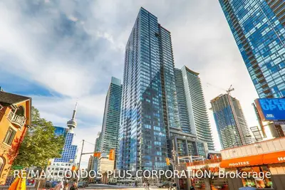 295 Adelaide Street W 2305, Toronto C01, ON M5V 1P7
