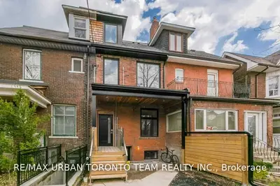 379 St Clarens Avenue 3, Toronto C01, ON M6H 3W2