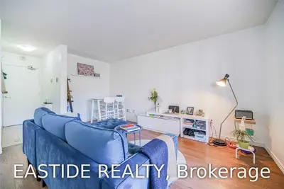 40 Homewood Avenue 607, Toronto C08, ON M4Y 2K2