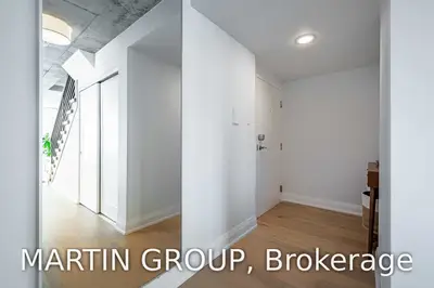 954 King Street W 329, Toronto C01, ON M6K 3L9