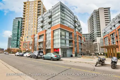 170 Sudbury Street 204, Toronto C01, ON M6J 3S8