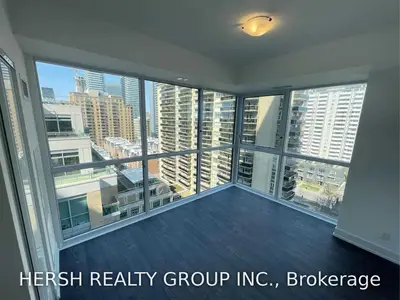 11 Lillian Street 909, Toronto C10, On M4s 2h7