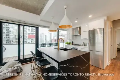 11 Charlotte Street 1307, Toronto C01, ON M5V 0M6