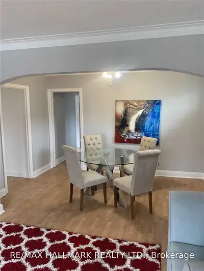 3 Vonda (Main Flr) Avenue N, Toronto C14, ON M2N 5E6