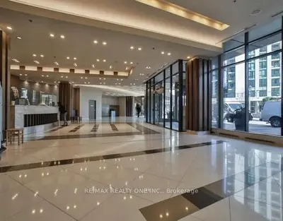 18 Harbour Street 2911, Toronto C01, ON M5J 2Z6