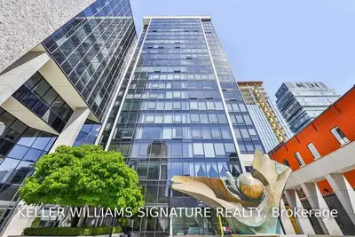 30 Wellington Street E 201, Toronto C08, ON M5E 1S3