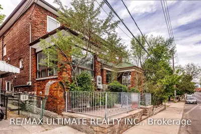 328 Harbord Street, Toronto C01, ON M6G 1H2