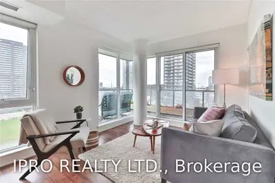 260 Sackville Street 1010, Toronto C08, ON M5A 0B3