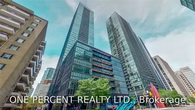 101 Charles Street E 3708, Toronto C08, On M4y 0a9