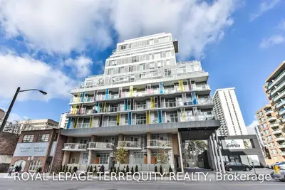 68 Merton Street 907, Toronto C10, ON M4S 1A1