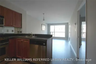 230 King Street E 617, Toronto C08, ON M5A 1K5