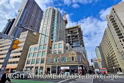 409 Bloor Street E 903, Toronto C08, ON M4W 3T2