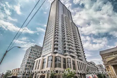 500 Sherbourne Street 1806, Toronto C08, ON M4X 1L1