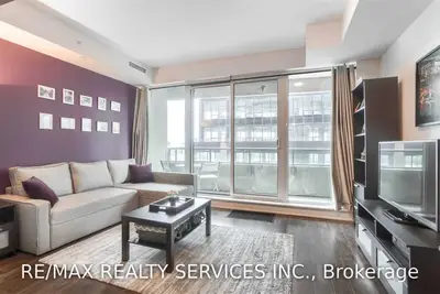 150 East Liberty Street 510, Toronto C01, ON M6K 3R5