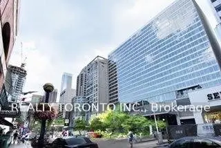 110 Bloor Street W 1701, Toronto C02, ON M5S 2W7
