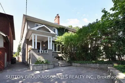 138 Roselawn Avenue, Toronto C03, ON M4R 1E6