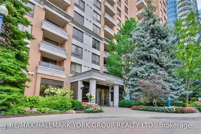 18 Sommerset Way 212, Toronto C14, ON M2N 6X5