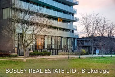 25 Stafford Street TH1, Toronto C01, ON M5V 2S2