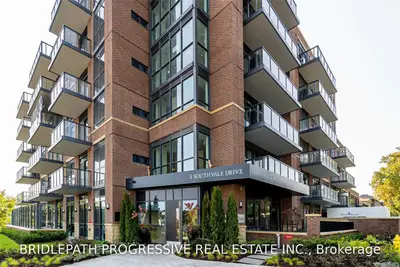 3 Southvale Drive 604, Toronto C11, ON M4G 1G1