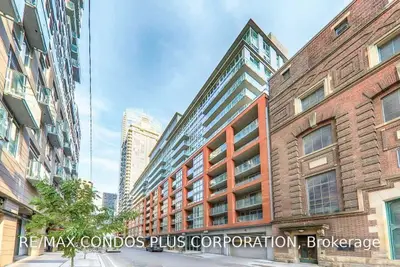 21 Nelson Street 205, Toronto C01, ON M5V 3H9