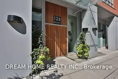 126 Simcoe Street 2101, Toronto C01, ON M5H 4E6