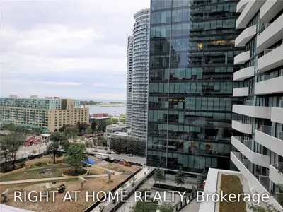 88 Harbour Street 1401, Toronto C01, ON M5J 0C3