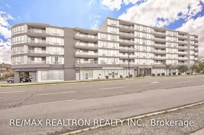 906 Sheppard Avenue W 205, Toronto C06, On M3h 2t5