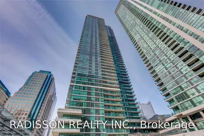 33 Bay Street 3513, Toronto C01, ON M5J 2Z3