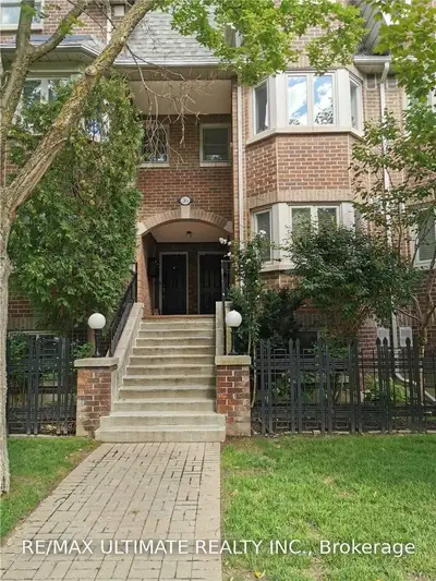 36 Shank Street C, Toronto C01, ON M6J 3T9