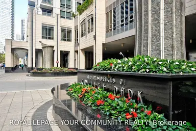 763 Bay Street 202, Toronto C01, On M5g 2r3