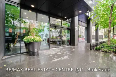 101 Charles Street E 4701, Toronto C08, ON M4Y 0V9