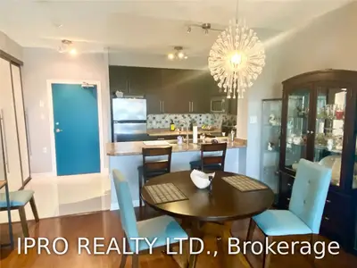 872 Sheppard Avenue W 709, Toronto C06, ON M3H 5V5