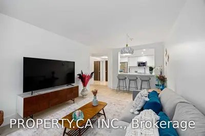 717 Bay Street 1302, Toronto C01, ON M5G 2J9