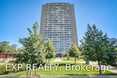 735 Don Mills Road Road 805, Toronto C11, ON M3C 1S9