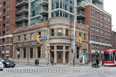 230 King Street E 313, Toronto C08, ON M5A 1K5