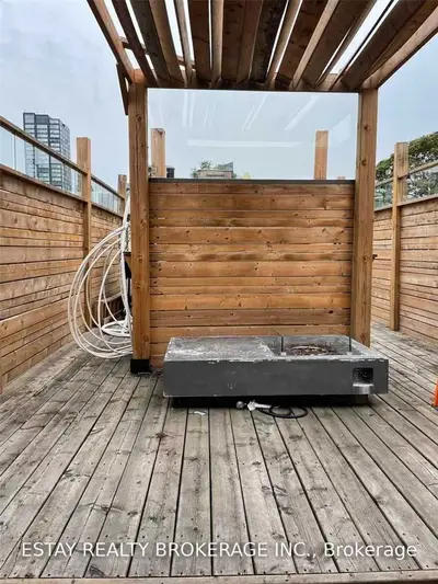 0 Spadina Avenue 3F, Toronto C01, ON M5T 2G6