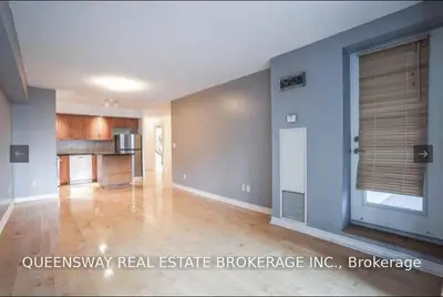 250 Wellington Street W 336, Toronto C01, ON M5V 3P6