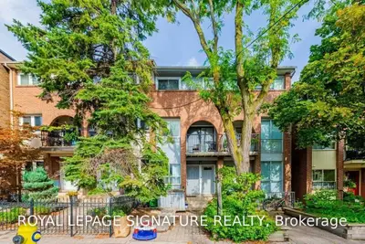 138 Dupont Street, Toronto C02, On M5r 1v2