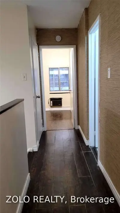 25 Sunny Glenway Drive #215, Toronto C11, ON M3C 2Z5