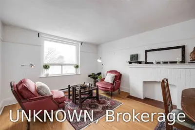 100 Oriole Parkway 410, Toronto C03, ON M5P 2G8