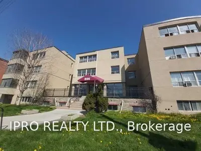 896 Eglinton Avenue E Bachelo, Toronto C11, ON M4G 2L2